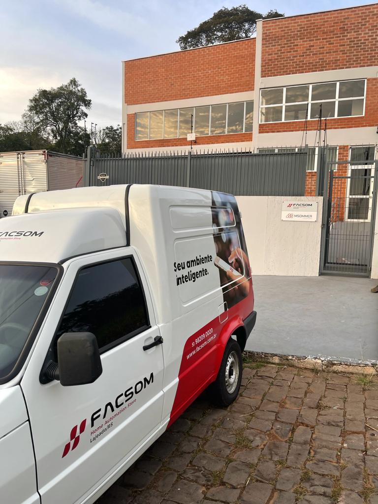 Van Facsom Seu ambiente inteligente na unidade de Lajeado